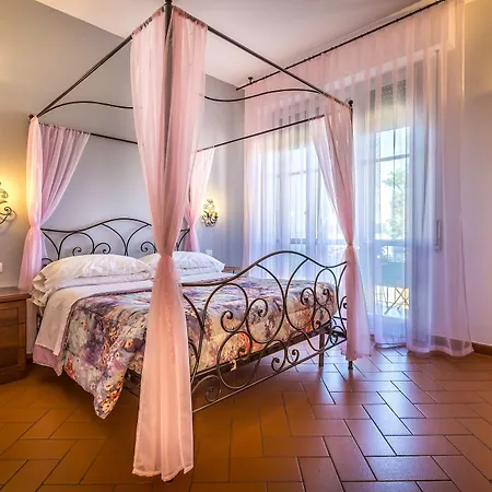 Antiche Armonie فندق مبيت وإفطار
