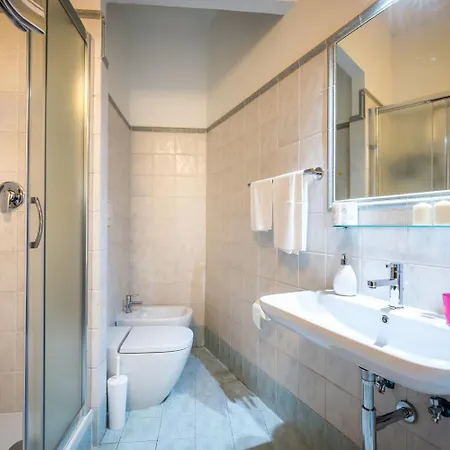 安帝卡莫尼耶b&b酒店 4*