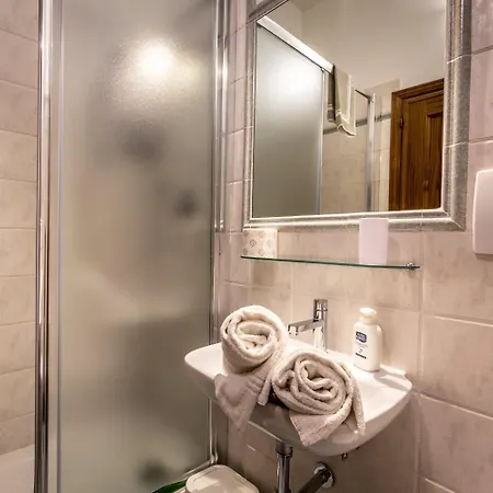 住宿加早餐酒店 安帝卡莫尼耶b&b酒店